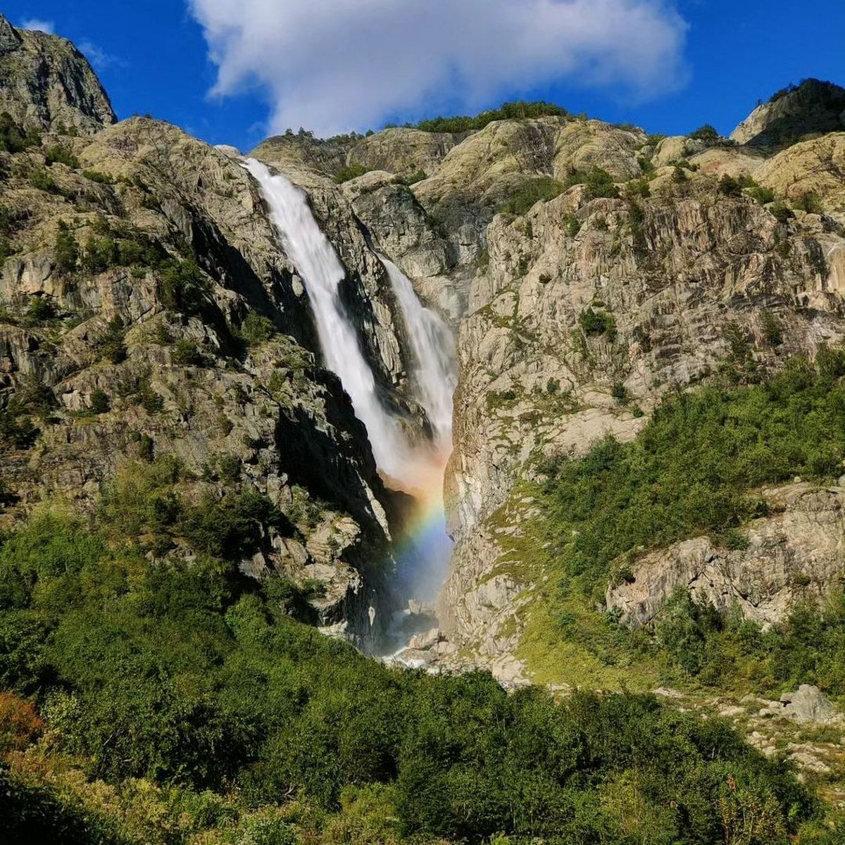 Водопад Шдугра. Фото: sidonia_turashvili